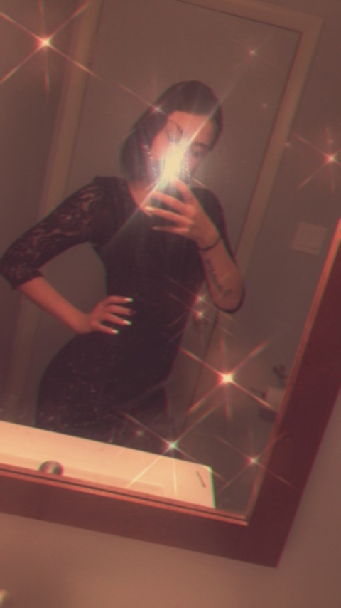 Allison Barlow @lilsquish69 cover picture