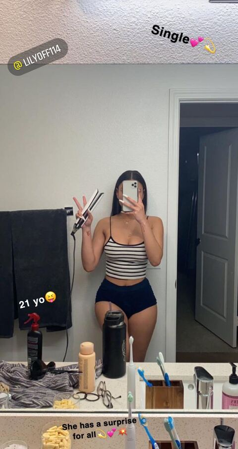 Lily @lilyflow cover picture