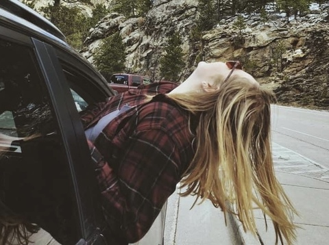 Linds @lindsxbb cover picture