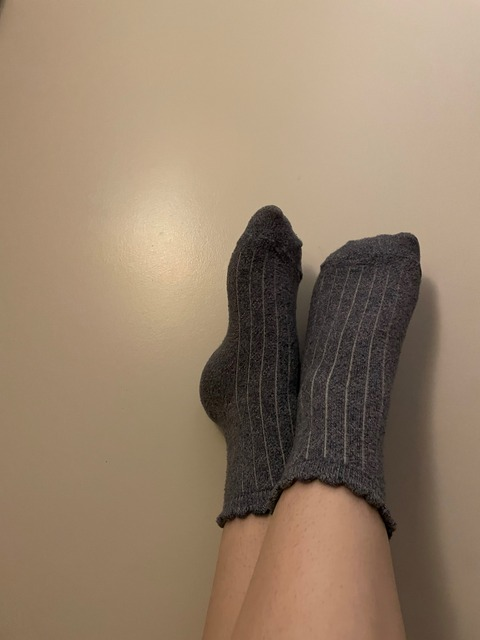 Lily @littlefeetlily02 cover picture