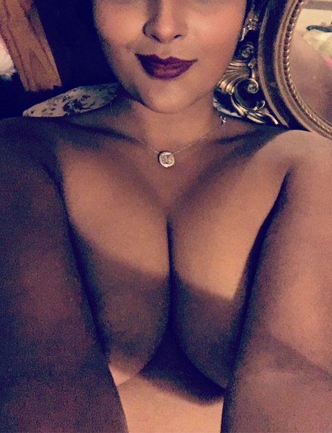 Livvy Lost @livvylost cover picture