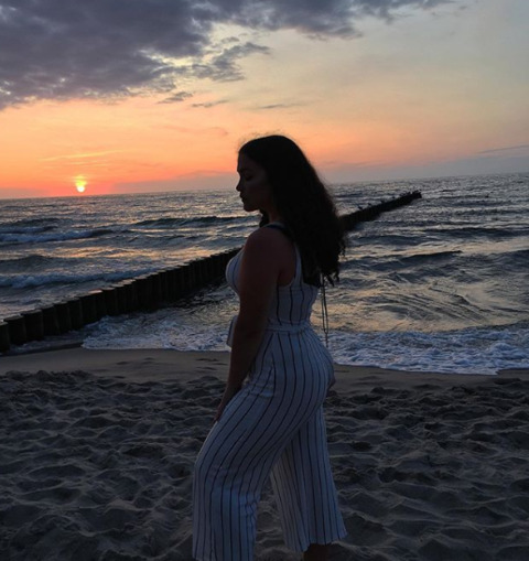 Analeese Liwia @liwia cover picture