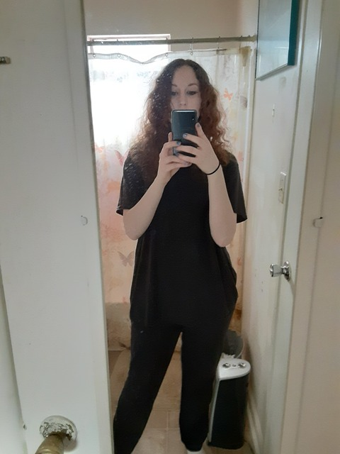 Liz @liz93 cover picture