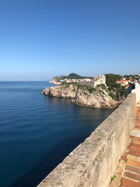 Lola Montanna @lolamontanna cover picture