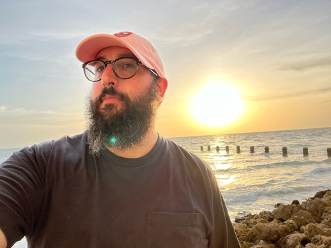 Lubey Wuitton @lubeywuitton cover picture