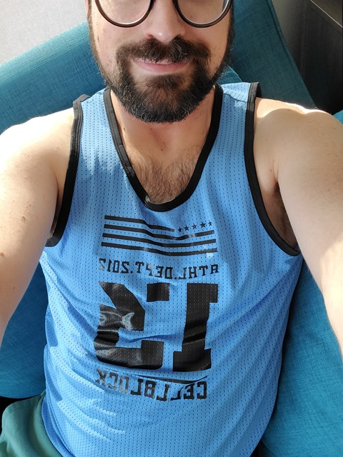 Crow @lyle_carre cover picture