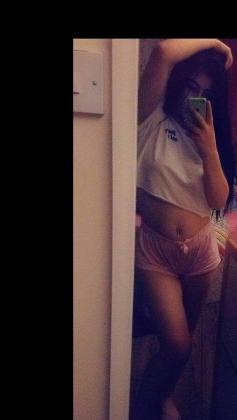 Madalina @mada2504 cover picture