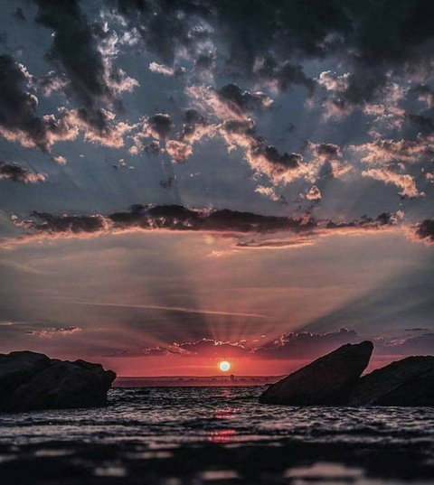 Madeline @madslew cover picture