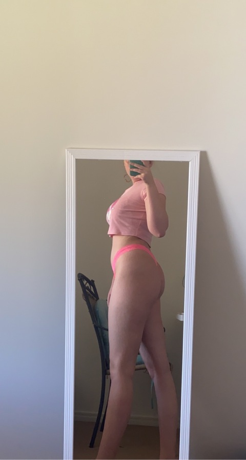 Mads @madslouie cover picture