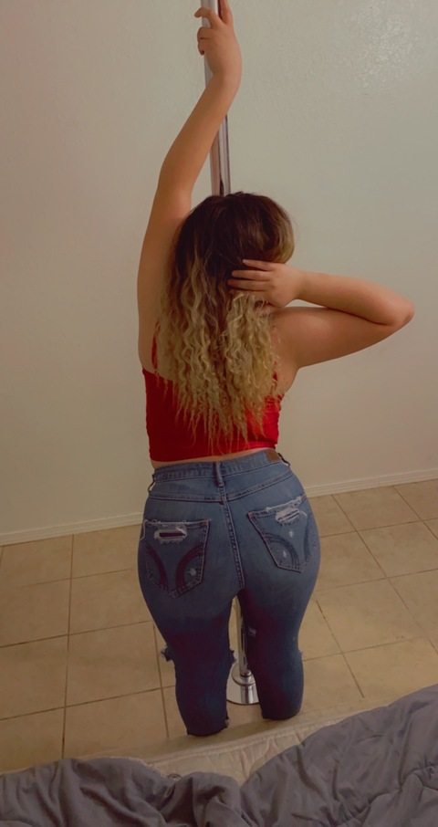 Marie.23 @marie.23 cover picture