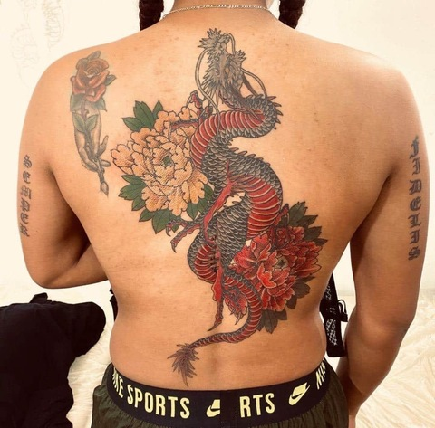 M9 @marie9 cover picture