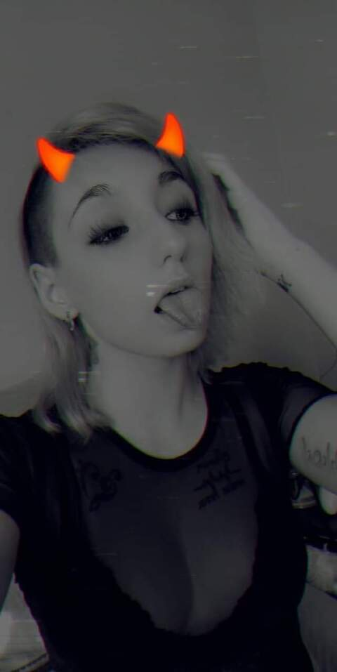 Minimarie @marie99 cover picture