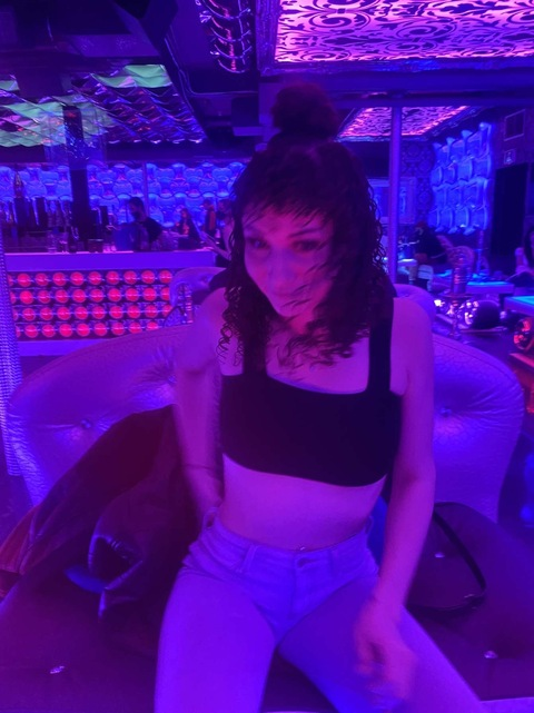 mary @maryyyyyyyyy cover picture