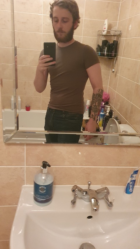 Matt wood @mattyk780 cover picture