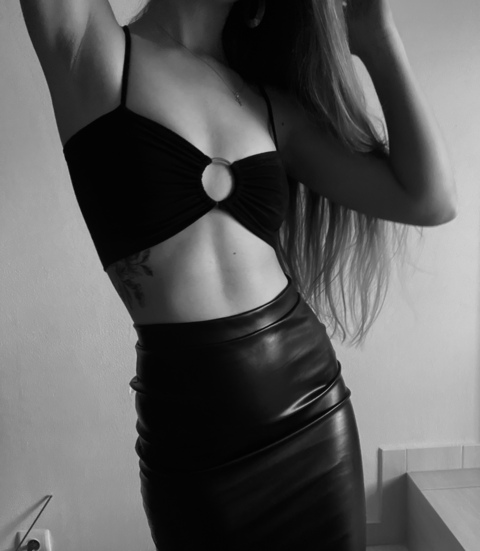 Michaela @mdorovinova cover picture