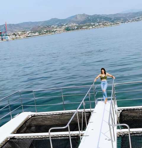 Mel @melyna cover picture