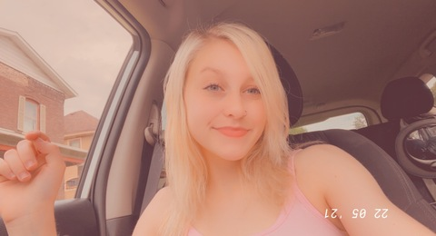 Michelle Marie @michellemarieee cover picture