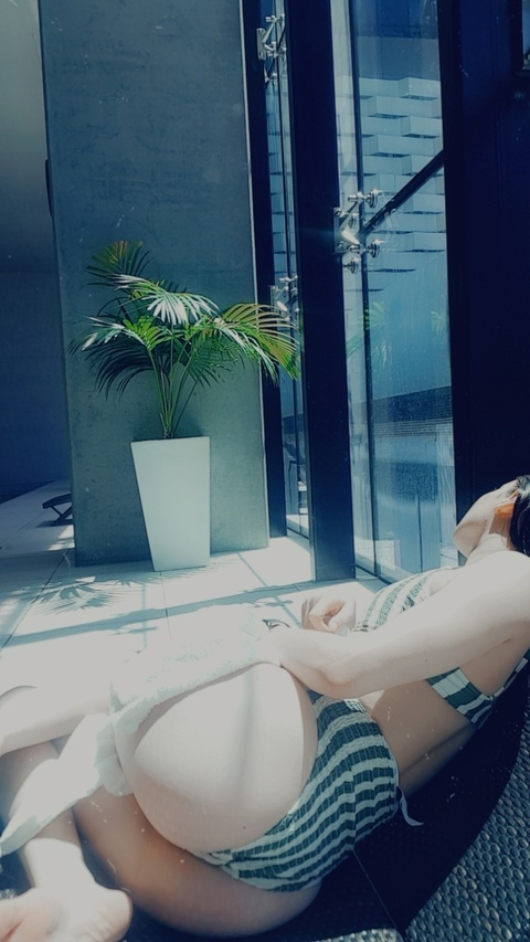 Jenifer @missbabyjenn cover picture