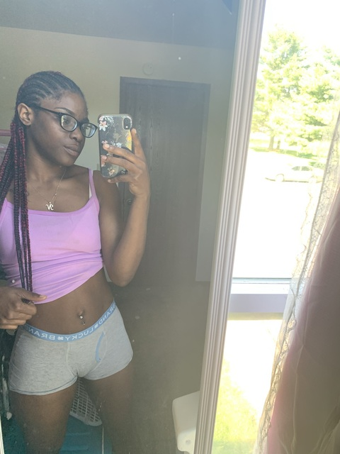 Mochaaamarie @mochaaasupersoaker cover picture