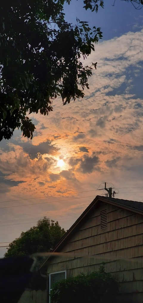 Big milky momma @mommyuwu cover picture