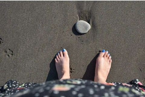 girl_licious @monse_28 cover picture