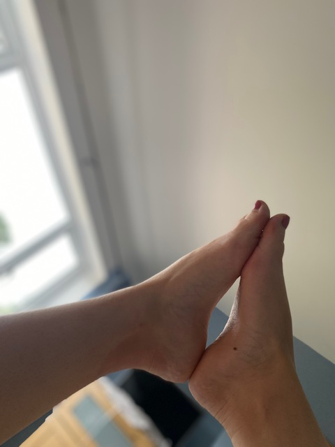 Mummy Toes 🦶 @mummytoes91 cover picture