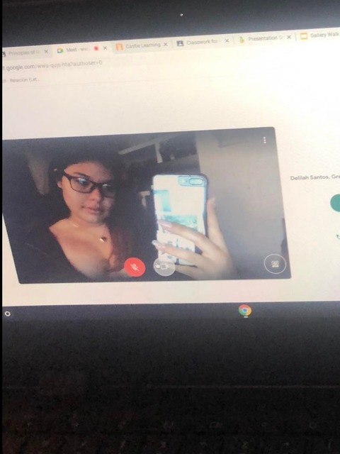 Ari @myprettyface cover picture