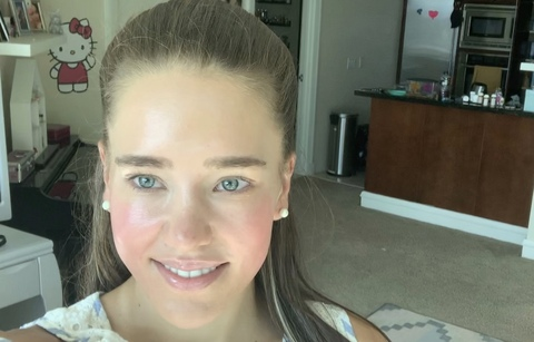 Nadia @nadiaslazek cover picture