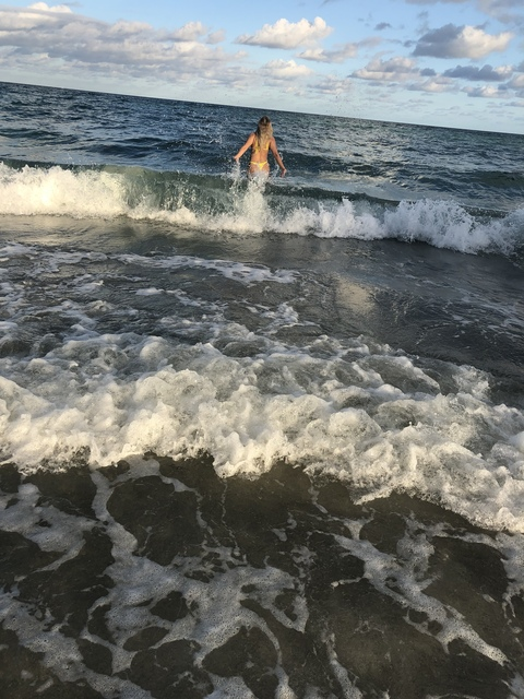 Natalie @nataliee cover picture