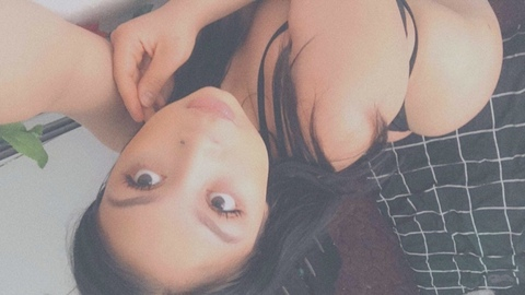 Spanish babe @naughty_nancyyy cover picture