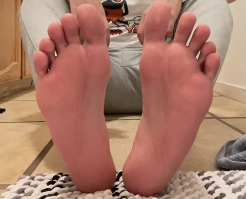 Geeky twinky @nickasaur cover picture