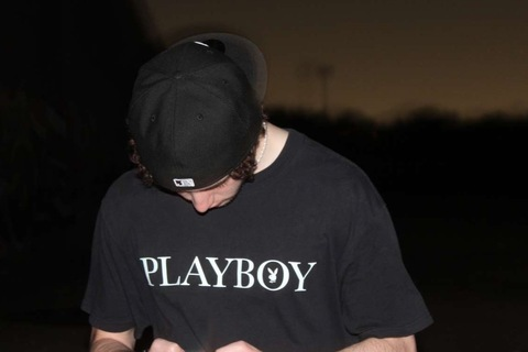 Nick Jones @nickjoness cover picture