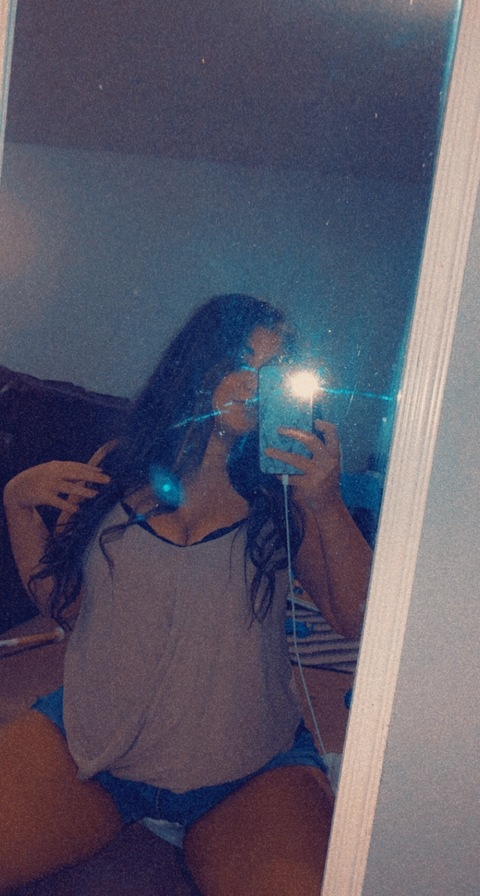 Paige @paige098 cover picture