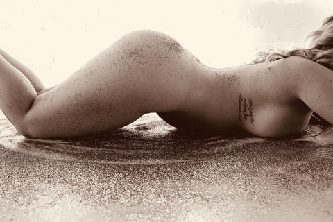 Paige @paigebby cover picture