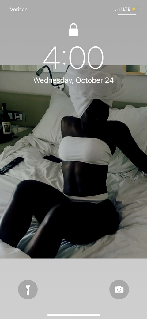 parisbentleyy @parisbentleyy cover picture