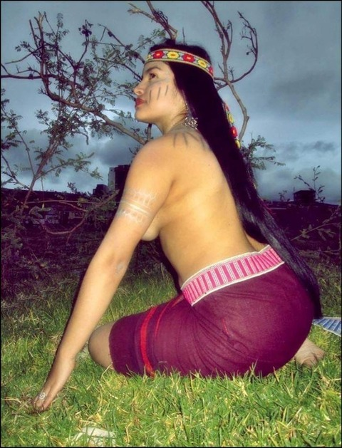 Carolina @pazcaro cover picture