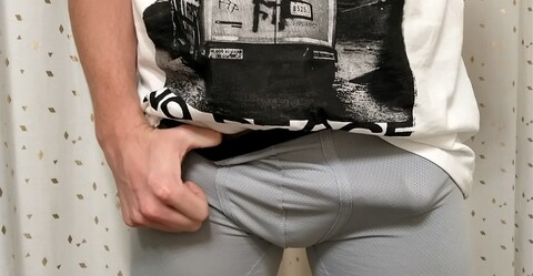 pj @peeeej cover picture