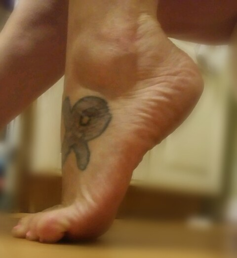 PinkyToes @pinkytoes cover picture