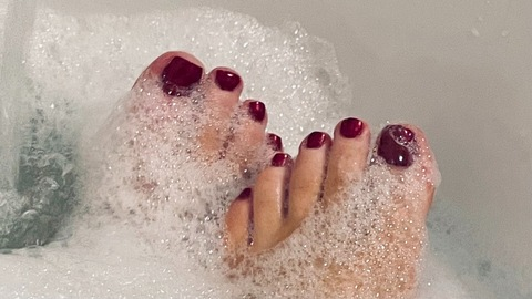 annie @postsbyannie cover picture