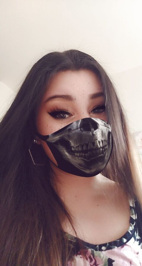 Malani lady @pretty_lani cover picture