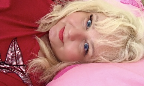 TheSecretHouseWife @prettydirty cover picture