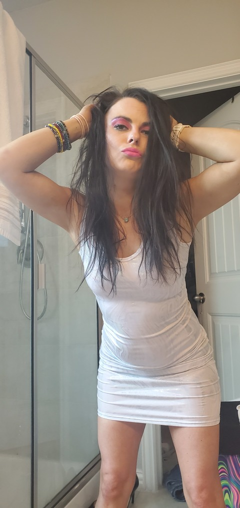 Carol Lou Frederick @primadona10 cover picture