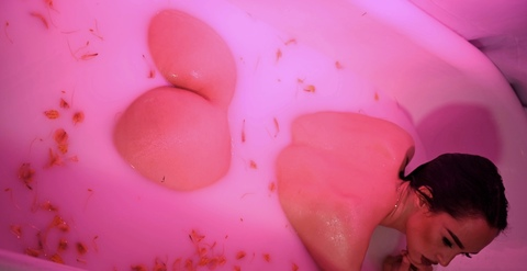 Phoenix🔥 @princessphoenixx cover picture