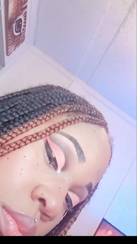 Goldie KaT @pvssykatt cover picture