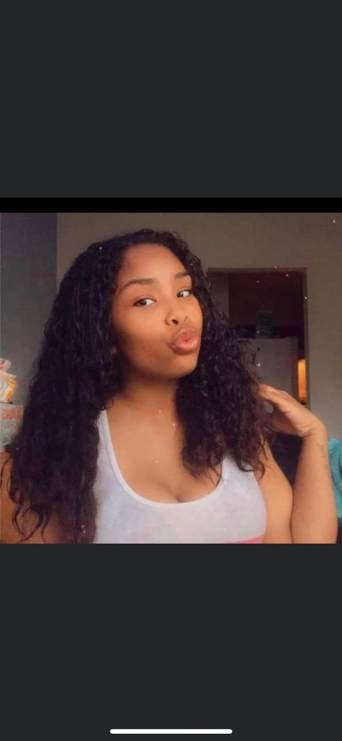 Ashley Cochrane @pytash cover picture