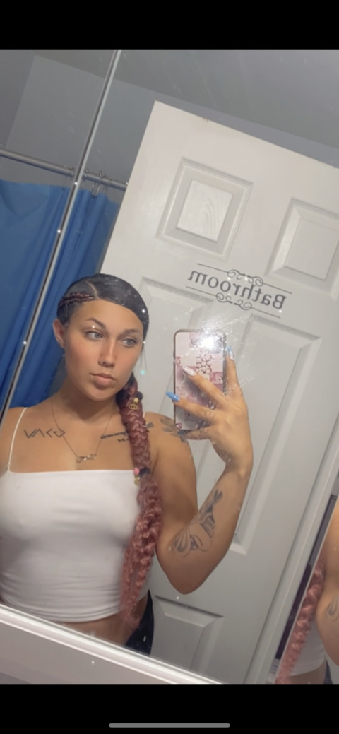 Queeen Tay🥰 @queentay cover picture