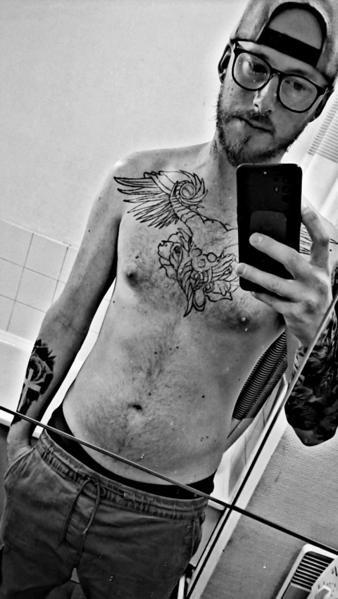 Ant Rooxy @rabbit_rooxy cover picture