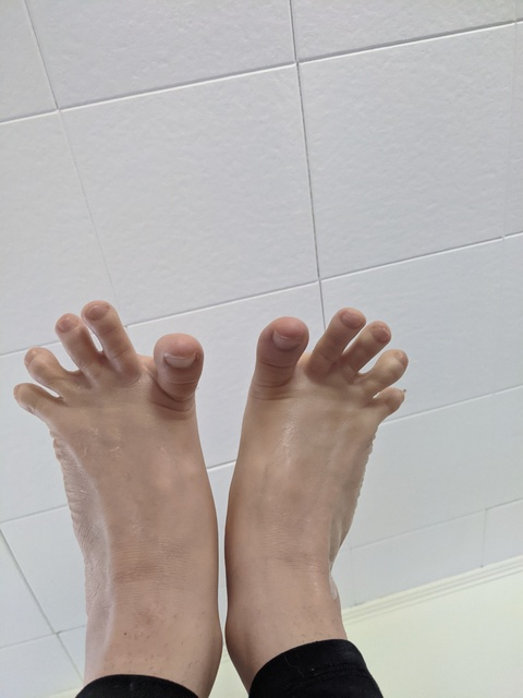 Phoebe @rawdogsxxxxxxx cover picture