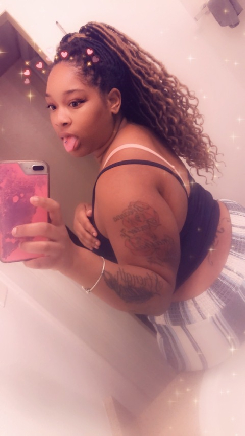 ExoticRed @redgurll cover picture