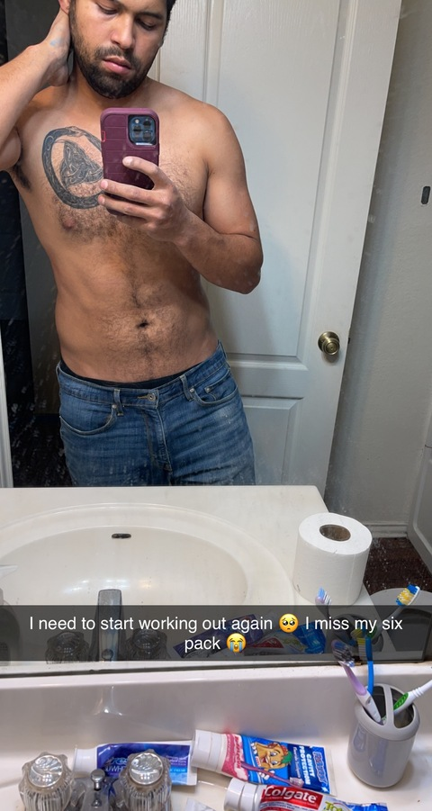 Roberto Garcia @rob_v8 cover picture